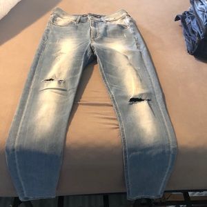 Soft comfy BRAND NEW size 2 express jeans